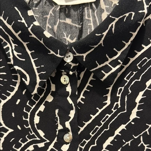 H&M Black and White Graphic Long Sleeve Dress - Picture 10 of 14